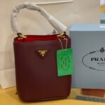 Prada bag (M)