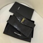 باوتش سان لوران ( Black)