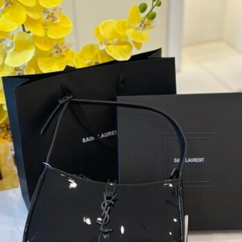 YSL bag( 1859- Black/Black)