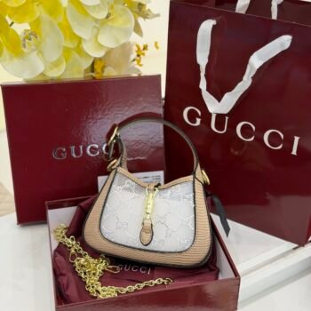 Gucci bag(675799- Khaki)