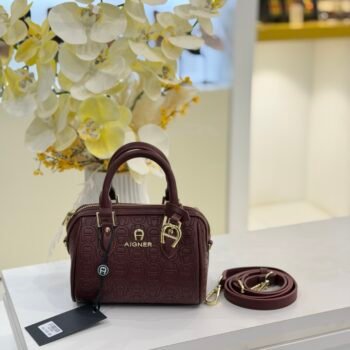 Aigner bag(A109-Small/Wine)